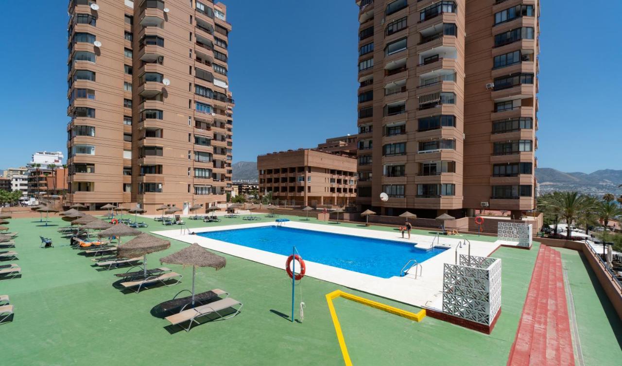 Sur Suites Palmeras 10 Фуeнхирола Екстериор снимка