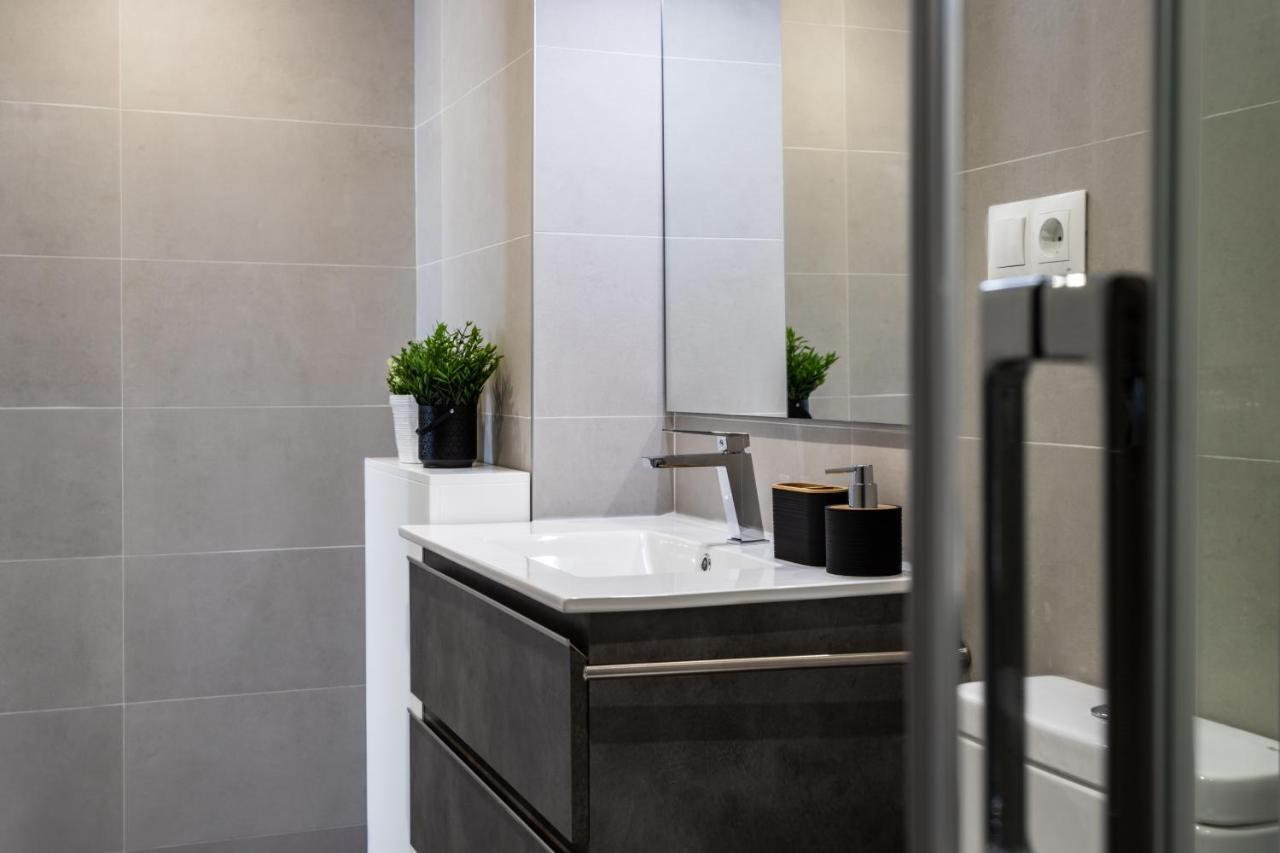 Sur Suites Palmeras 10 Фуeнхирола Екстериор снимка