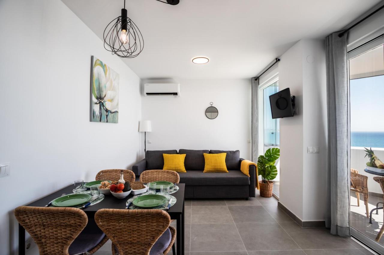 Sur Suites Palmeras 10 Фуeнхирола Екстериор снимка